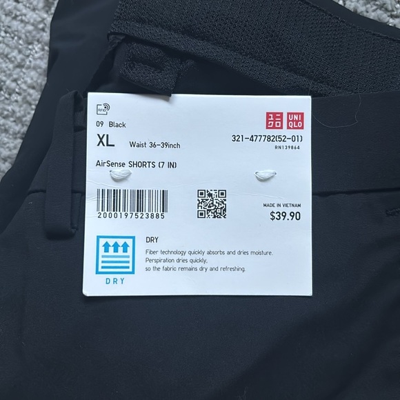 Uniqlo Men’s 7” AirSense Shorts - Size XL - Picture 3 of 3